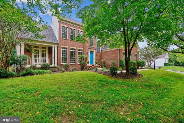 2 SENECA FOREST CT, Germantown, MD 20876