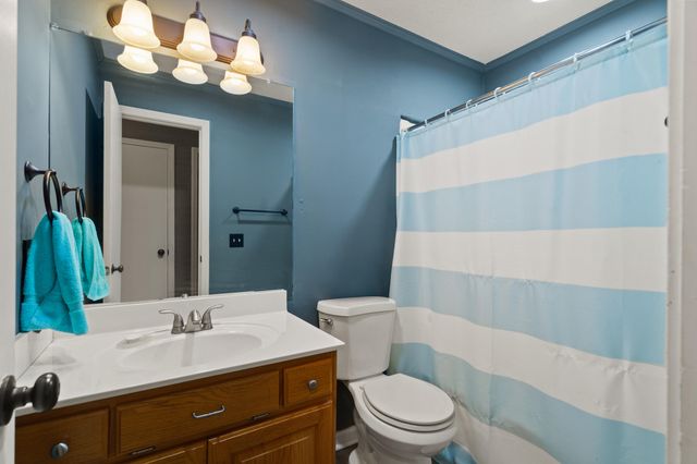 5602 PINEHURST LN, Columbia, MO 65202