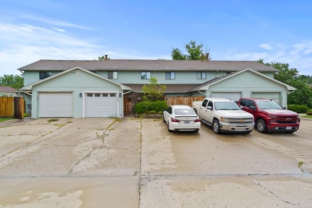5602 PINEHURST LN, Columbia, MO 65202