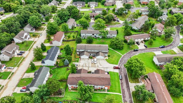 5602 PINEHURST LN, Columbia, MO 65202