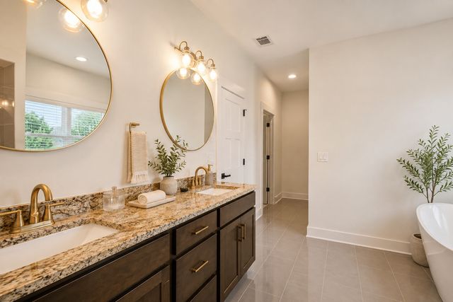 1229 N Avondale Cir, Nashville, TN 37207