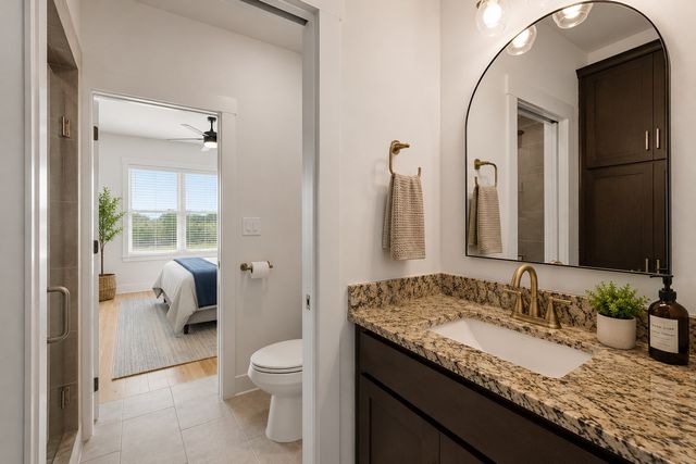 1229 N Avondale Cir, Nashville, TN 37207