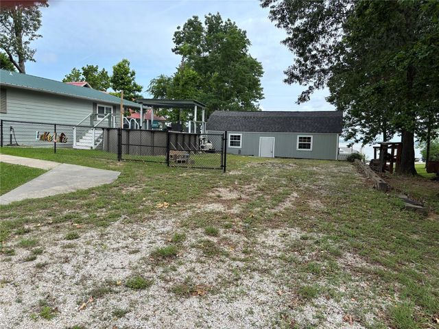 311 Casablanca Drive, Point Blank, TX 77364