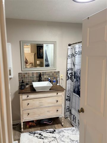 311 Casablanca Drive, Point Blank, TX 77364