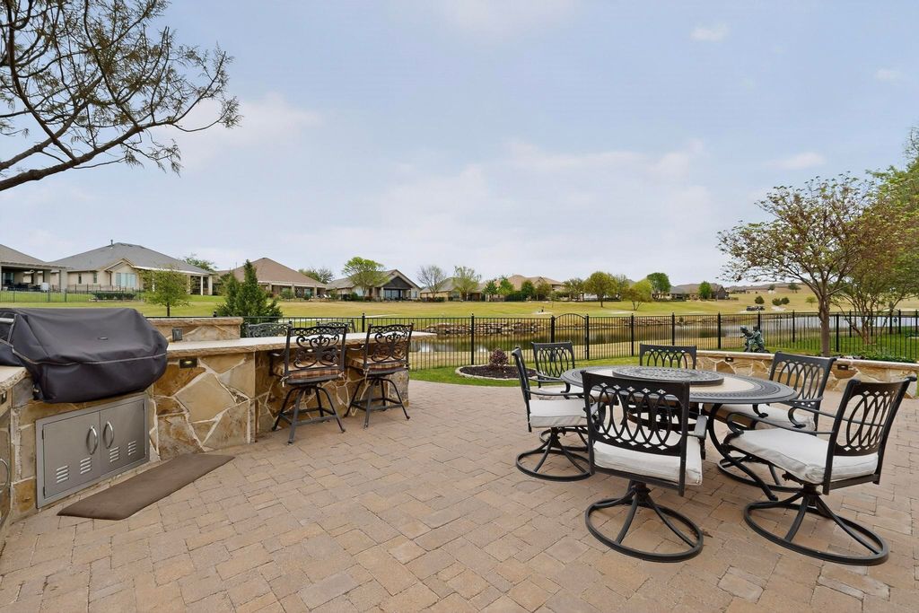 8805 Compton Street, Denton, TX 76207