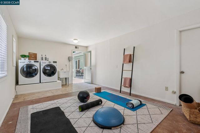 41 Heather Ln, Walnut Creek, CA 94597