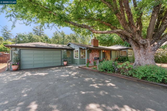 41 Heather Ln, Walnut Creek, CA 94597