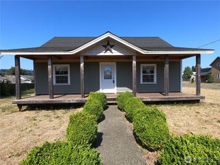 204 Chehalis Avenue, Pe Ell, WA 98572