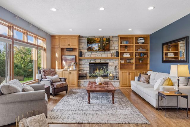 1362 Timberwolf Trail, Lino Lakes, MN 55038