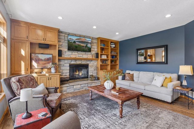 1362 Timberwolf Trail, Lino Lakes, MN 55038
