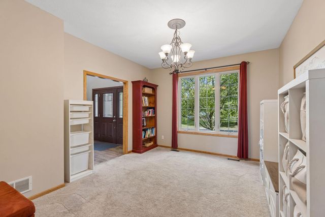 1362 Timberwolf Trail, Lino Lakes, MN 55038
