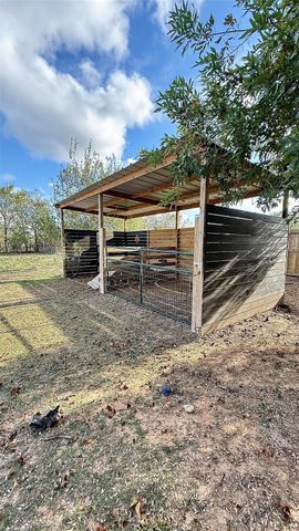3293 County Road 181, Alvin, TX 77511
