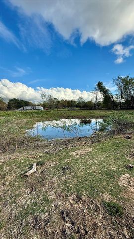 3293 County Road 181, Alvin, TX 77511