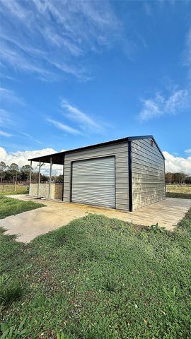 3293 County Road 181, Alvin, TX 77511