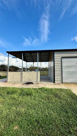 3293 County Road 181, Alvin, TX 77511