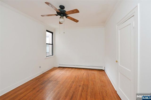 38 River Edge Road 40B, River Edge, NJ 07661