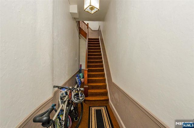 38 River Edge Road 40B, River Edge, NJ 07661