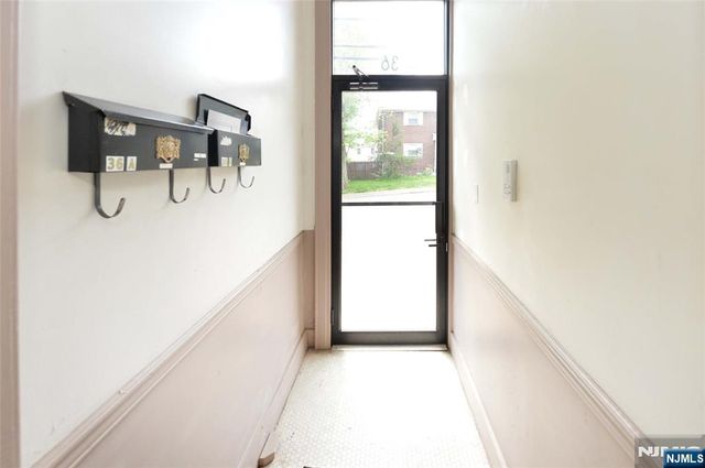 38 River Edge Road 40B, River Edge, NJ 07661