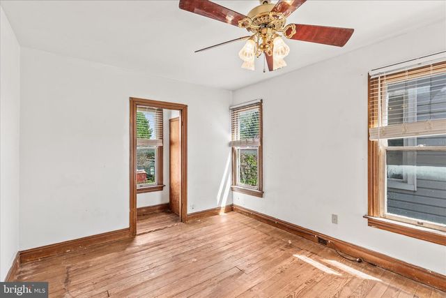 220 LOCUST STREET, Hanover, PA 17331