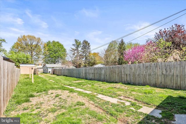 220 LOCUST STREET, Hanover, PA 17331