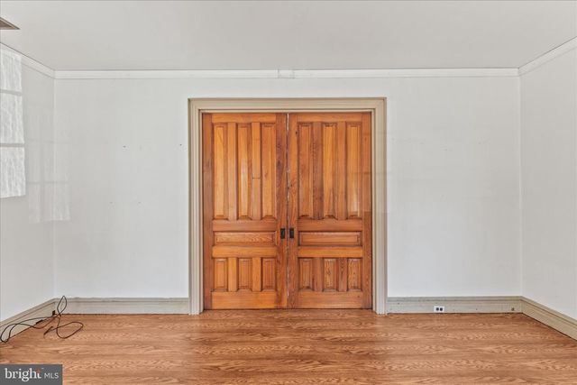 220 LOCUST STREET, Hanover, PA 17331