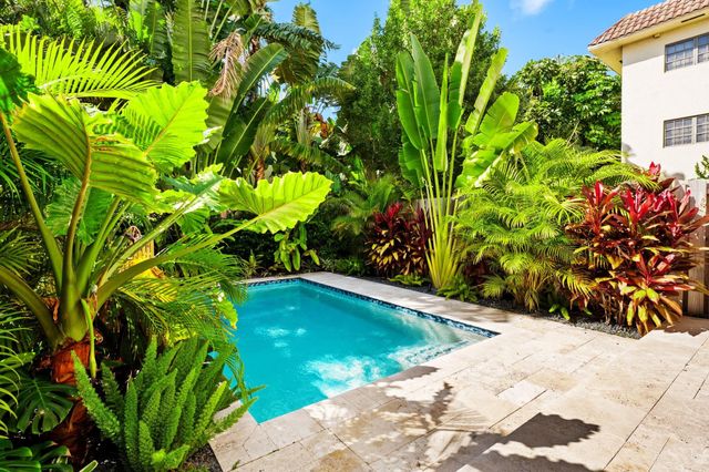 907 NE 16th Avenue, Fort Lauderdale, FL 33304