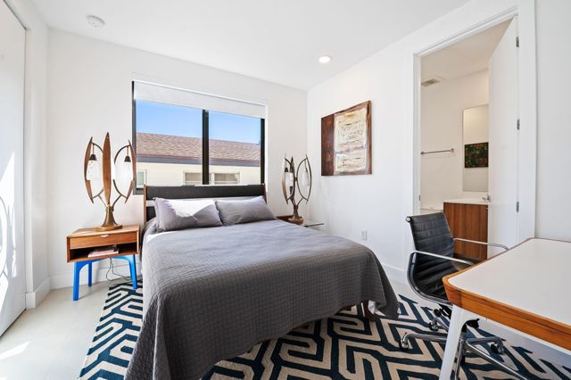 907 NE 16th Avenue, Fort Lauderdale, FL 33304