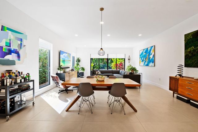 907 NE 16th Avenue, Fort Lauderdale, FL 33304