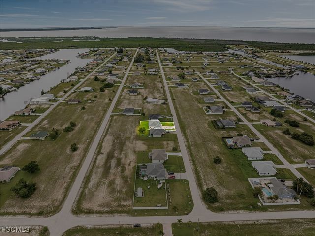 4222 NW 34th TER, Cape Coral, FL 33993