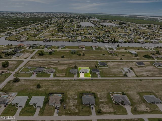 4222 NW 34th TER, Cape Coral, FL 33993