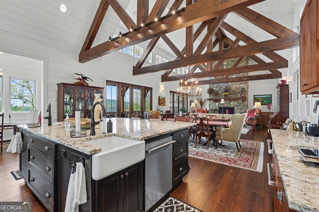 913 Tiger Pass Drive, Tiger, GA 30576