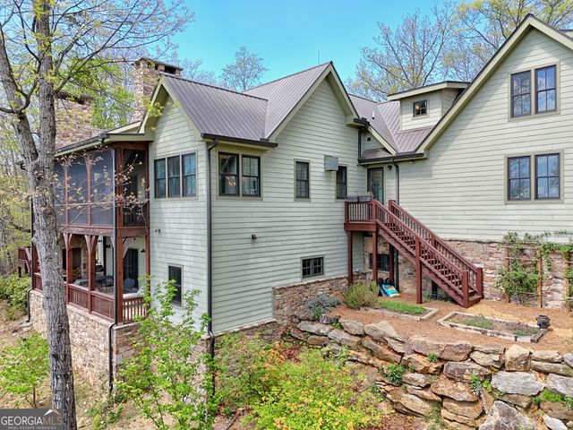 913 Tiger Pass Drive, Tiger, GA 30576