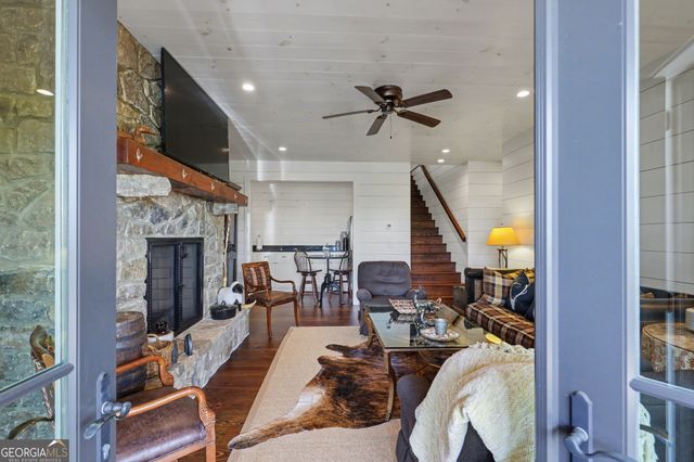 913 Tiger Pass Drive, Tiger, GA 30576