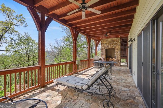 913 Tiger Pass Drive, Tiger, GA 30576