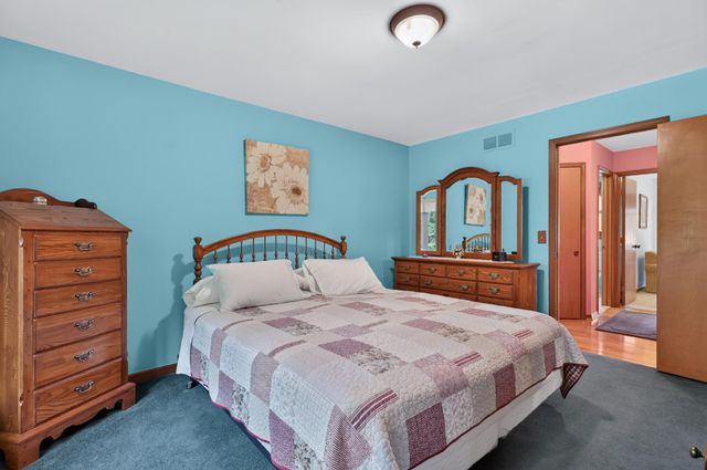 34555 Dover Avenue, Livonia City, MI 48150