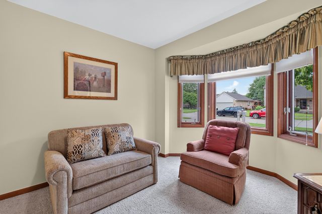 34555 Dover Avenue, Livonia City, MI 48150