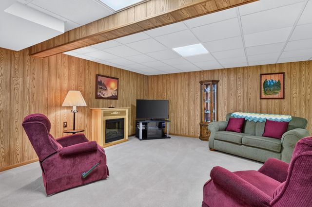 34555 Dover Avenue, Livonia City, MI 48150