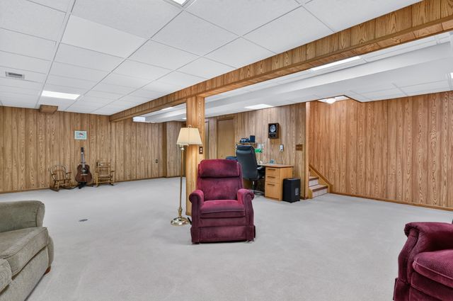 34555 Dover Avenue, Livonia City, MI 48150