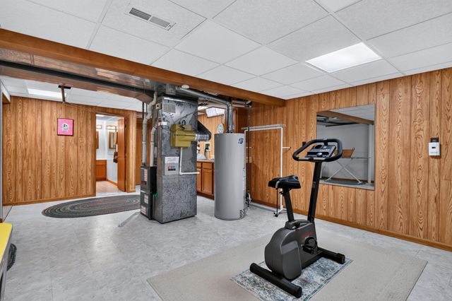 34555 Dover Avenue, Livonia City, MI 48150