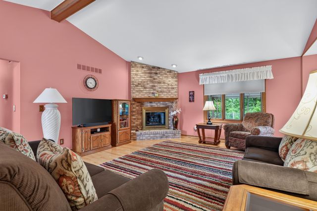 34555 Dover Avenue, Livonia City, MI 48150