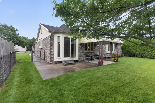 34555 Dover Avenue, Livonia City, MI 48150
