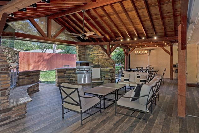 2811 S CROCKETT Street, Amarillo, TX 79109