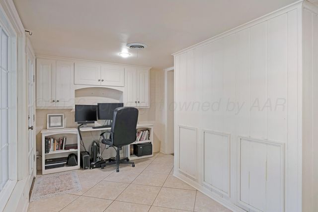 2811 S CROCKETT Street, Amarillo, TX 79109