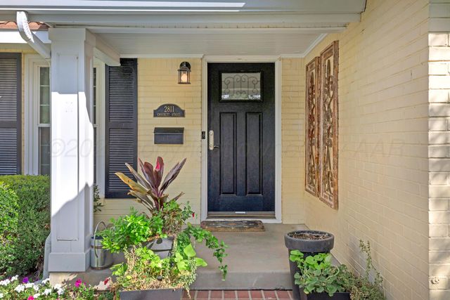 2811 S CROCKETT Street, Amarillo, TX 79109