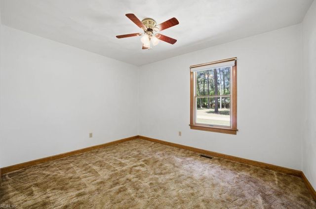 1688 Faulk RD, Suffolk, VA 23434