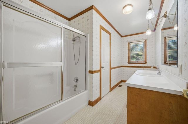 1688 Faulk RD, Suffolk, VA 23434