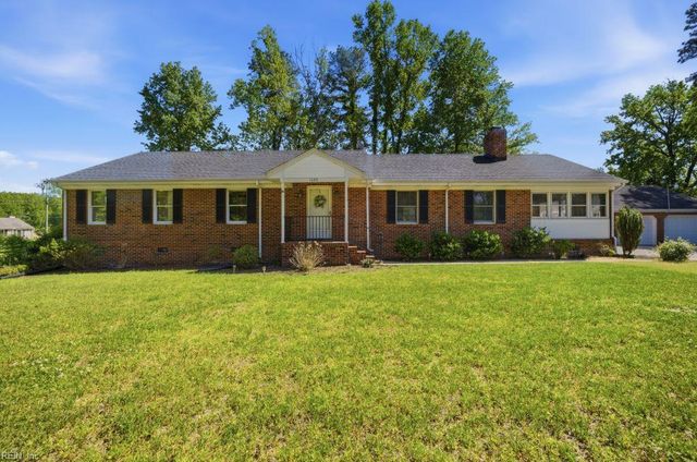 1688 Faulk RD, Suffolk, VA 23434