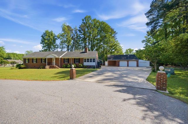 1688 Faulk RD, Suffolk, VA 23434