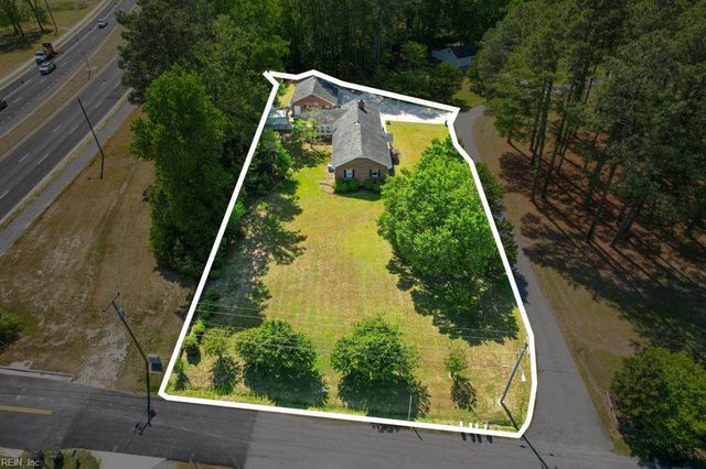 1688 Faulk RD, Suffolk, VA 23434