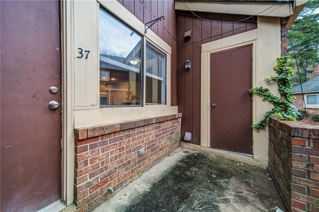 37 Country Place Court, Alpharetta, GA 30005